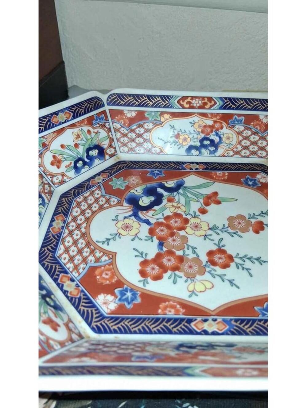 1950 Japanese Imari octagonal serving bowl